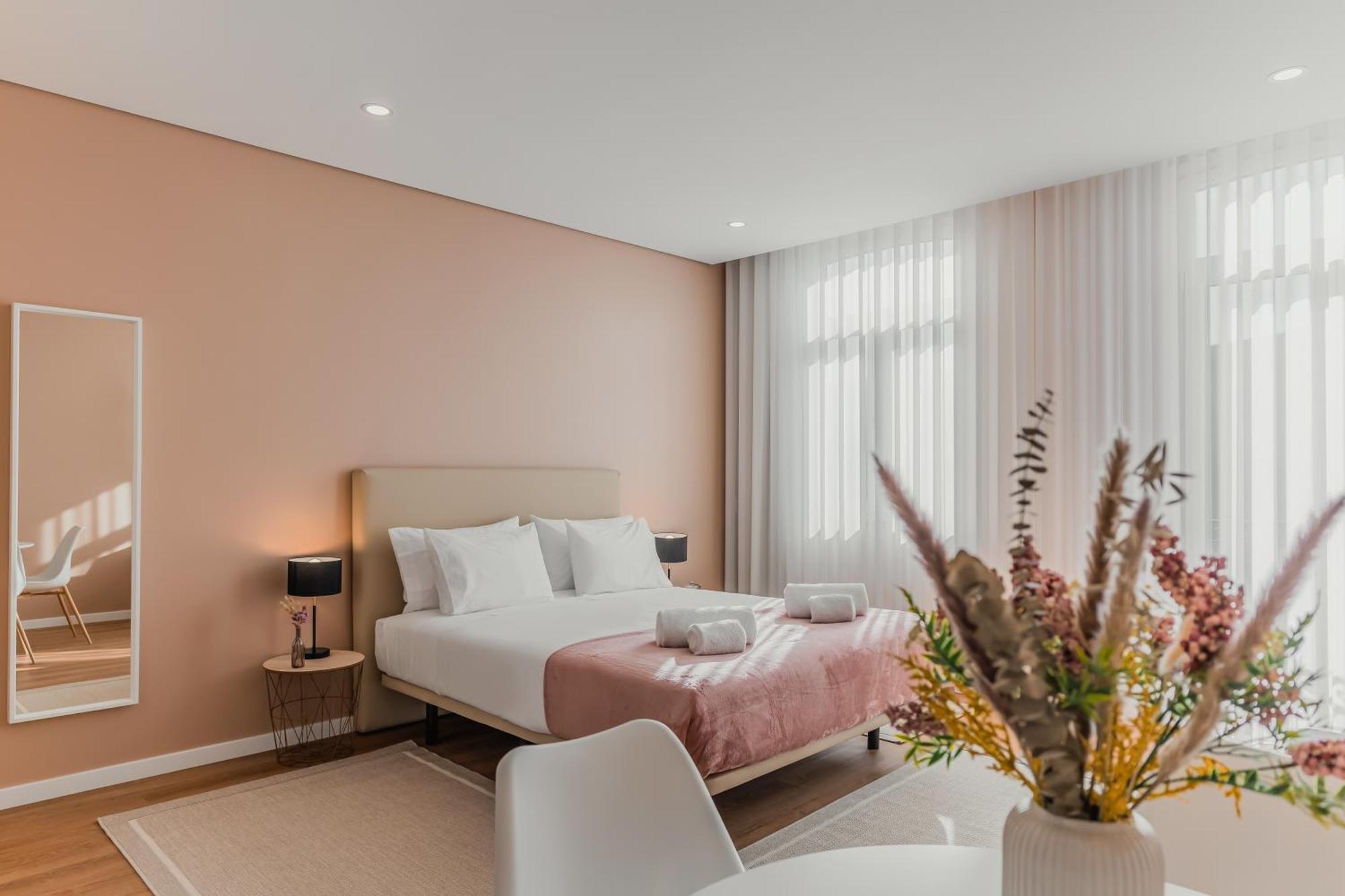 Primeiro Quartel Apartments - 3 ペーゾ・ダ・レーグア エクステリア 写真